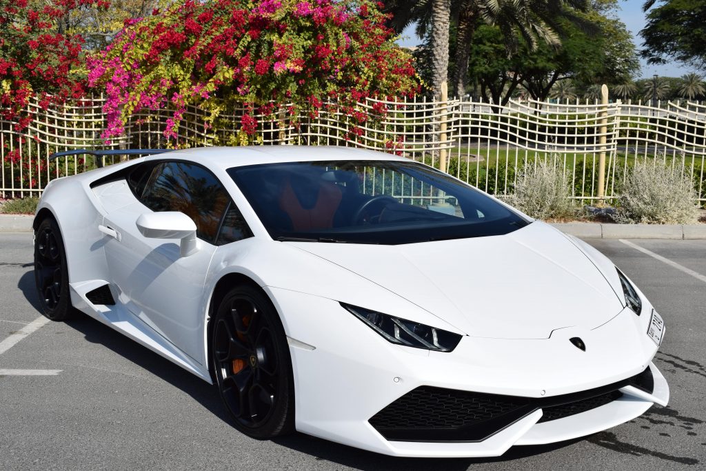 Lamborghini Huracan Coupe White
