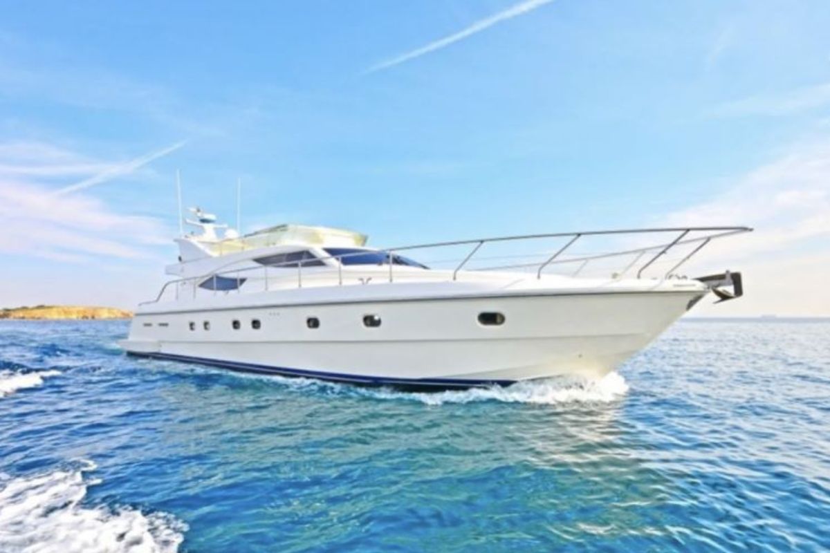 Ferretti 620 62FT